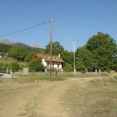 The Lake's House Country house Kryonerion